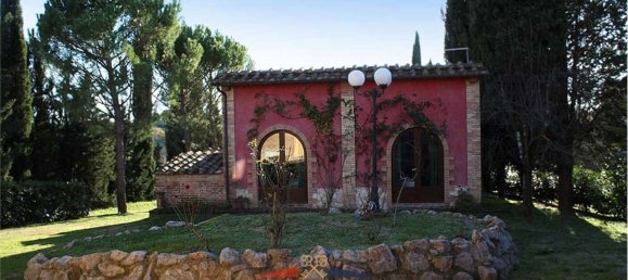 7 bedrooms Villa in Siena, Italy No. 196617 6