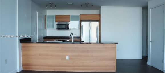 2 غرف نوم عقار تجاري في Miami, الولايات المتحدة رقم 615113 13