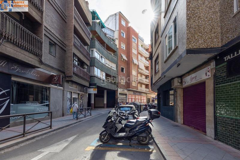 Dúplex de 8 dormitorios en Granada, Spain No. 20930