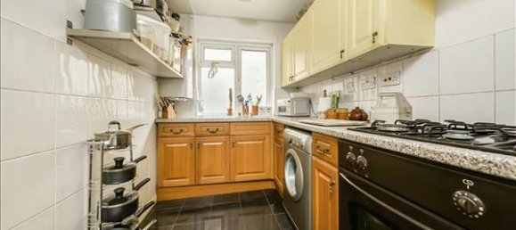 2 bedrooms Apartment in London, United Kingdom No. 7226 4