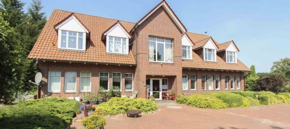 7 bedrooms Building in Mecklenburgische Seenplatte, Germany No. 273426 2