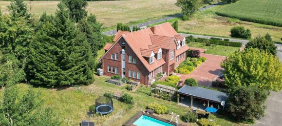 7 bedrooms Building in Mecklenburgische Seenplatte, Germany No. 273426 11