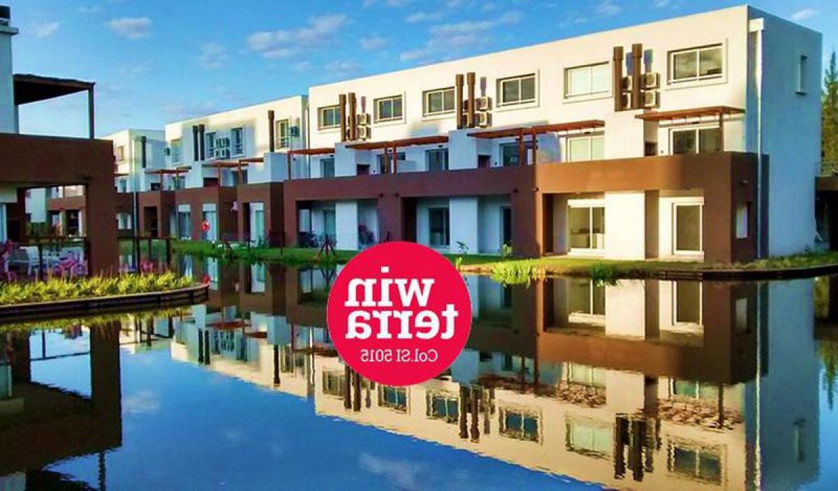 135m² Land in Tigre, Argentina No. 45512