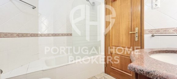 3 bedrooms Villa in Sesimbra, Portugal No. 135282 39