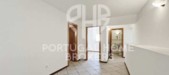 3 bedrooms Villa in Sesimbra, Portugal No. 135282 22