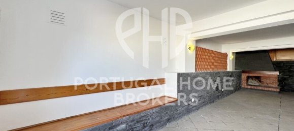3 bedrooms Villa in Sesimbra, Portugal No. 135282 4