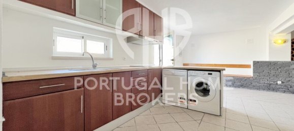 3 bedrooms Villa in Sesimbra, Portugal No. 135282 9