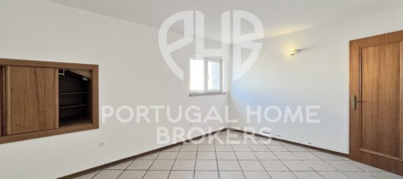 3 bedrooms Villa in Sesimbra, Portugal No. 135282 17
