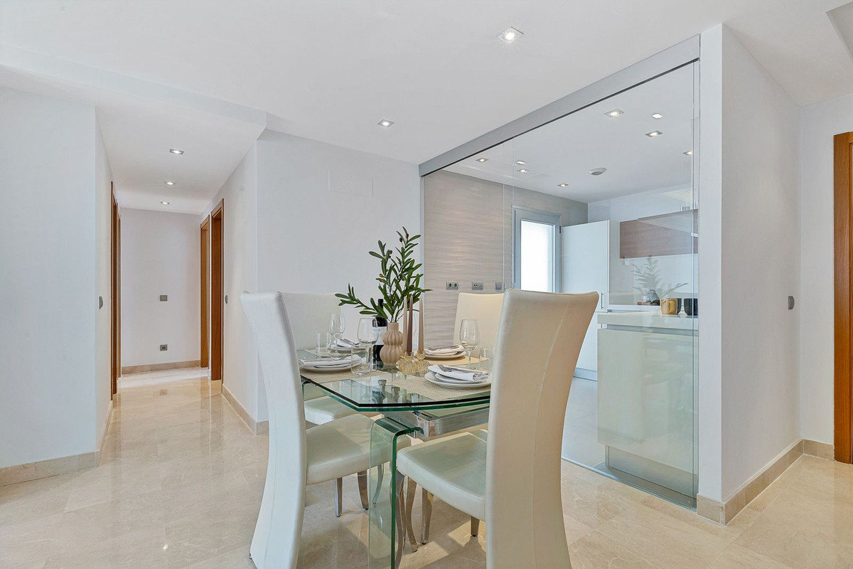 3 Schlafzimmer Penthouse in Marbella, Spain, Nr. 273426