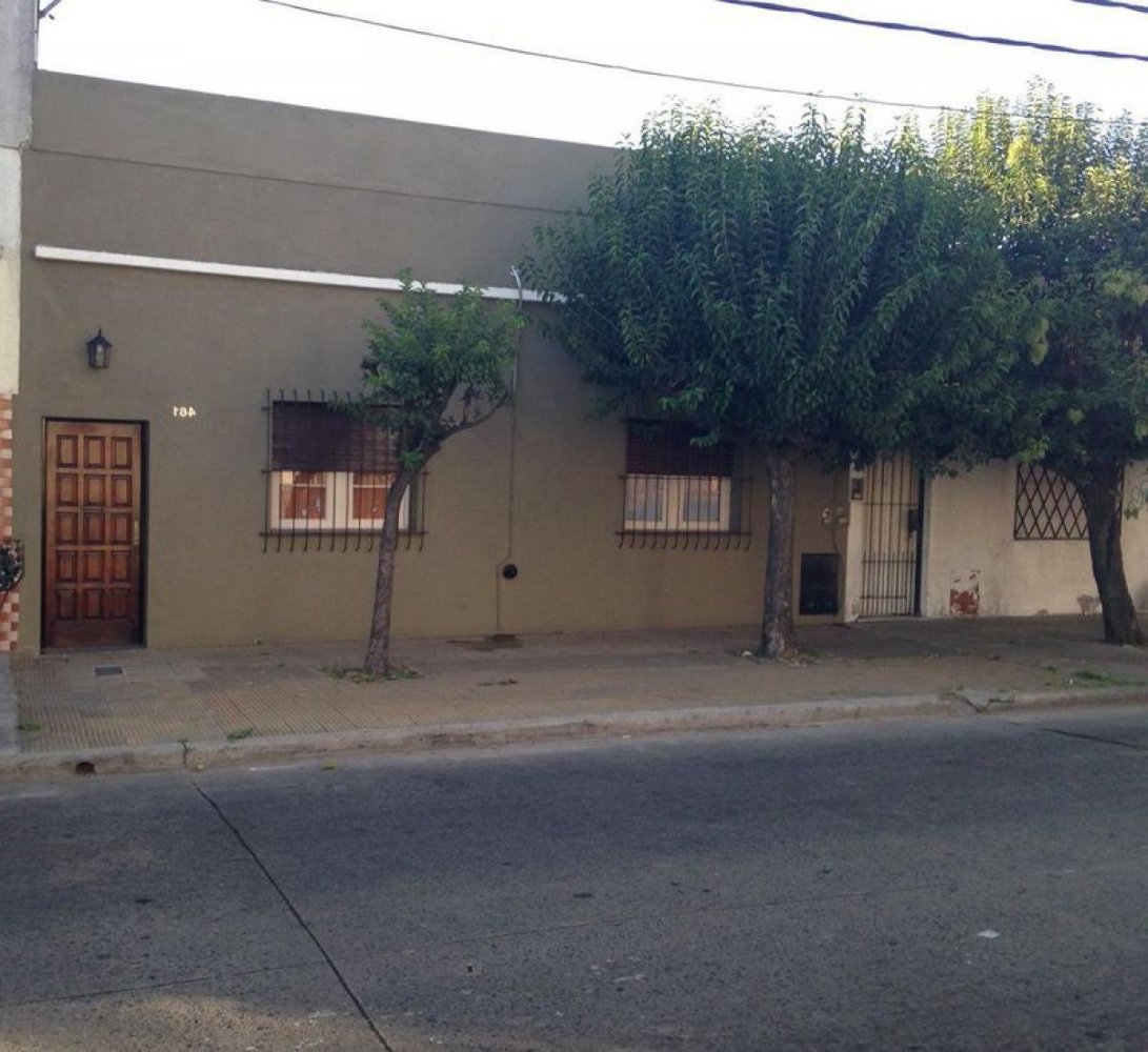 2 Schlafzimmer Haus in Bermudez, Argentina, Nr. 18871