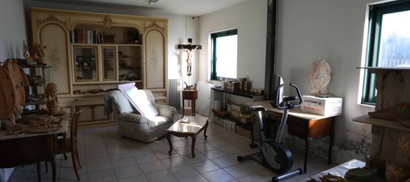 1397m² Warehouse in Brenna, Italy No. 228367 3