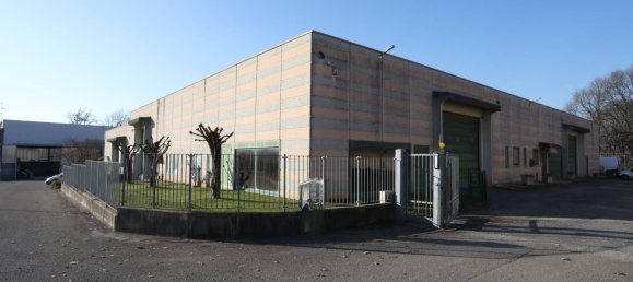1397m² Warehouse in Brenna, Italy No. 228367 14