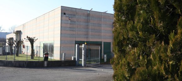 1397m² Warehouse in Brenna, Italy No. 228367 16