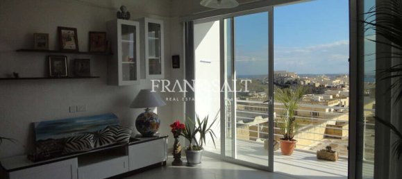 Квартира с 2 спальнями в Айнсилем, Мальта № 5560 7