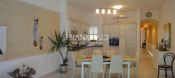 Квартира с 2 спальнями в Айнсилем, Мальта № 5560 4