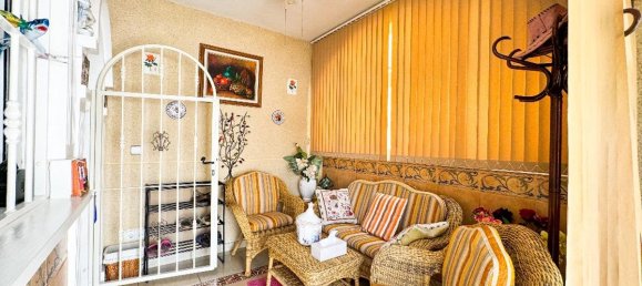 3 bedrooms Villa in Alicante, Spain No. 13207 6