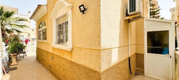 3 bedrooms Villa in Alicante, Spain No. 13207 28