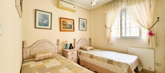 3 bedrooms Villa in Alicante, Spain No. 13207 24