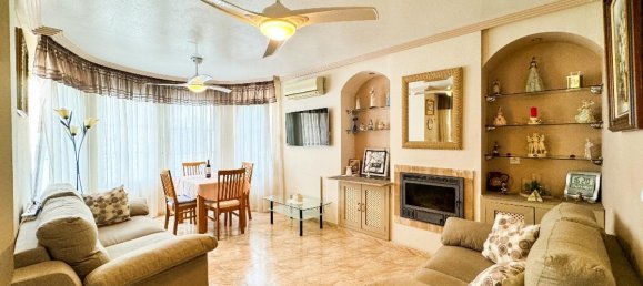 3 bedrooms Villa in Alicante, Spain No. 13207 2