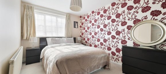 3 Schlafzimmer Gewerbliche Immobilie in Epsom, United Kingdom, Nr. 9694 6