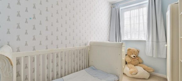 3 Schlafzimmer Gewerbliche Immobilie in Epsom, United Kingdom, Nr. 9694 9