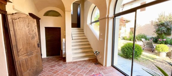 Вилла с 8 комнатами в Кунео, Италия № 260617 15