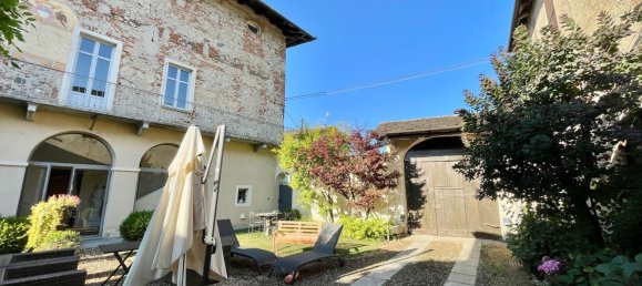 Вилла с 8 комнатами в Кунео, Италия № 260617 5