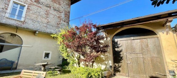 Вилла с 8 комнатами в Кунео, Италия № 260617 7