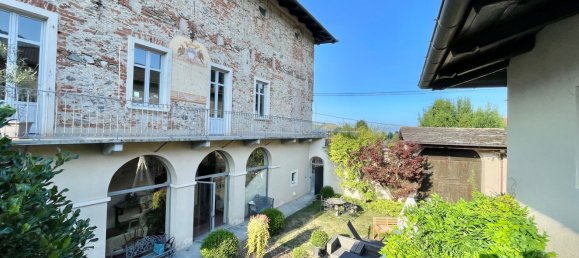 Вилла с 8 комнатами в Кунео, Италия № 260617 11