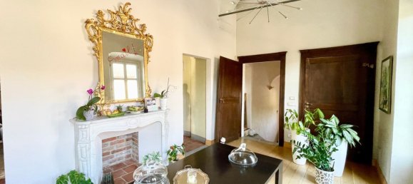 Вилла с 8 комнатами в Кунео, Италия № 260617 32