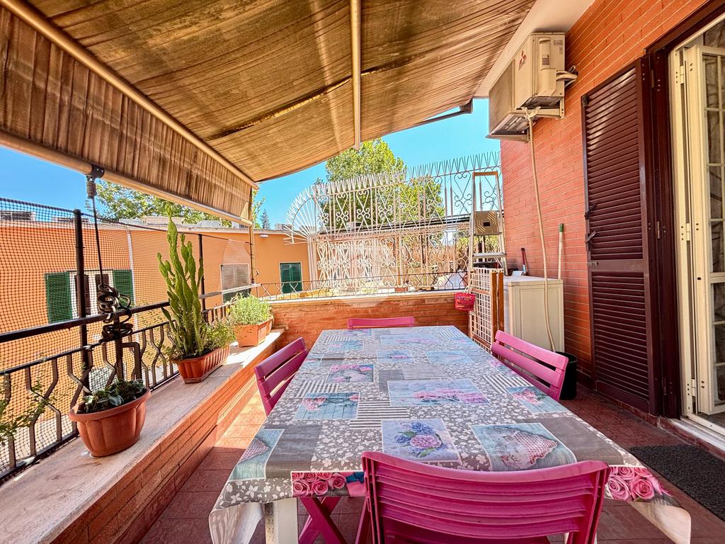 1 bedroom Apartment in Rome, Italy No. 353025