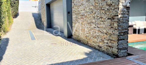 4 bedrooms Villa in Cascais, Portugal No. 125564 16