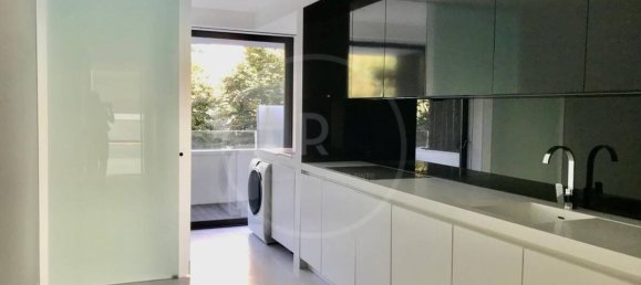 3 bedrooms Apartment in Porto, Portugal No. 132218 6