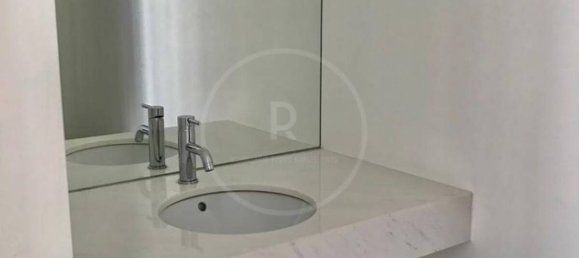 3 bedrooms Apartment in Porto, Portugal No. 132218 13