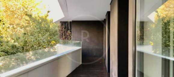 3 bedrooms Apartment in Porto, Portugal No. 132218 5