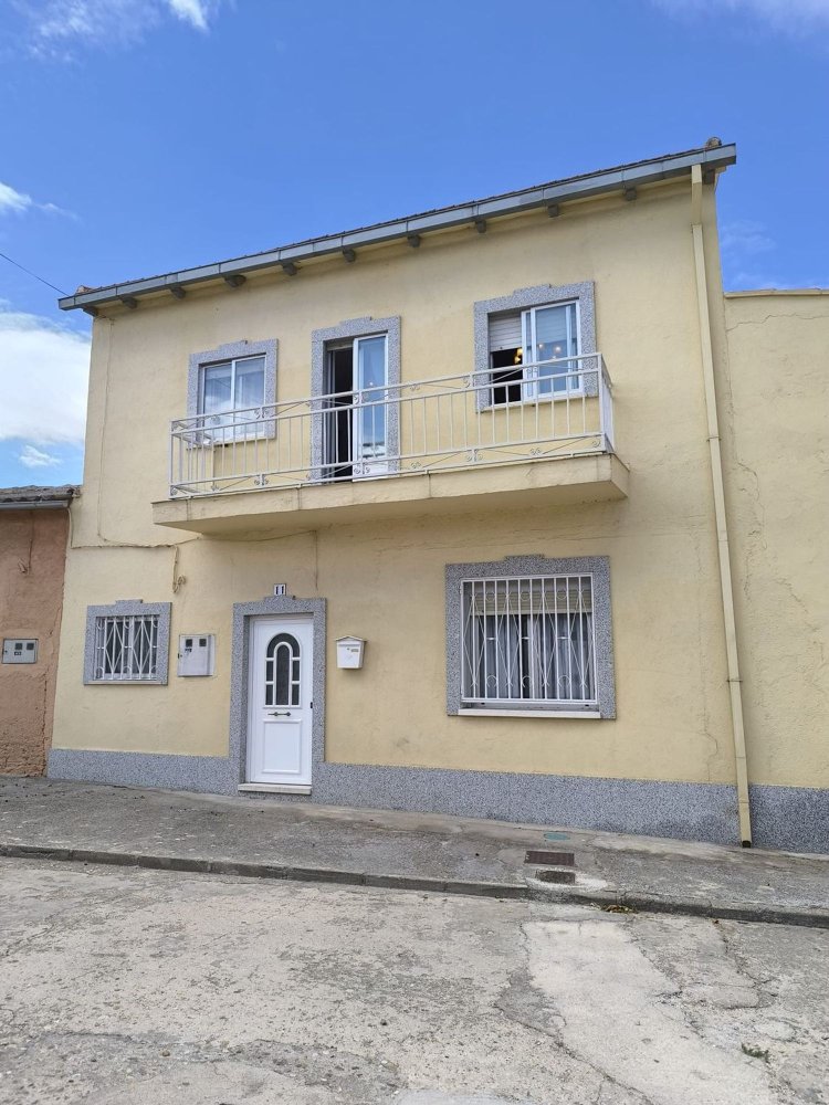 Дом с 4 спальнями в Саламанка, Испания № 194626