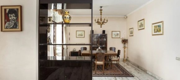 4 bedrooms Apartment in Rome, Italy No. 29068 5