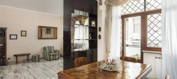 4 bedrooms Apartment in Rome, Italy No. 29068 2