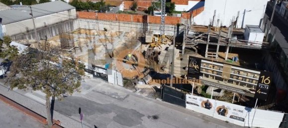 Коммерческая недвижимость 119м² в Алмейрин, Португалия № 60637 11