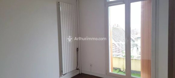 2 bedrooms Apartment in Sarcelles, France No. 164565 8