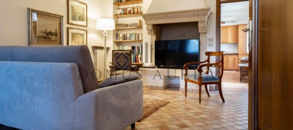 12 rooms Villa in Lonigo, Italy No. 135912 3