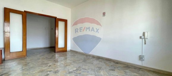3 bedrooms Apartment in Palermo, Italy No. 328603 3