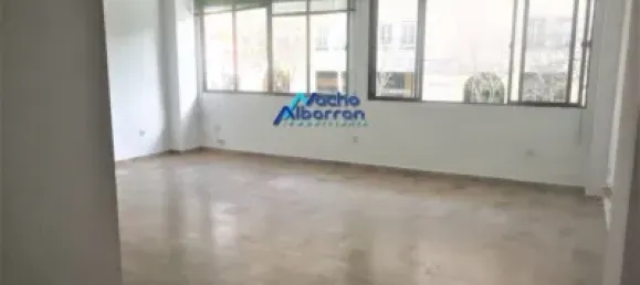 60m² Office in Badajoz, Spain No. 156043 4