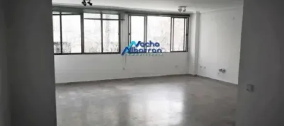 60m² Office in Badajoz, Spain No. 156043 3