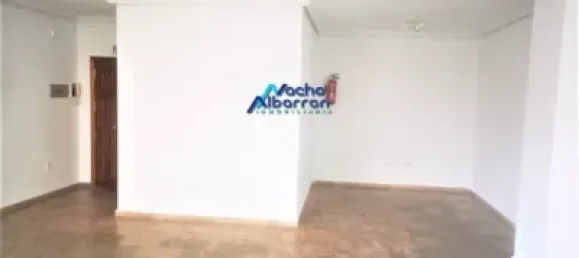 60m² Office in Badajoz, Spain No. 156043 7