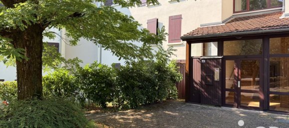 3-salle Appartement à Claix, France No. 341918 15