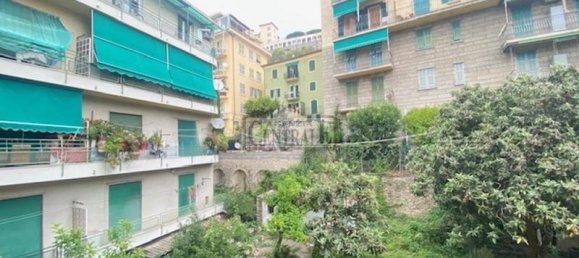 Квартира с 2 комнатами в Санремо, Италия № 229017 5