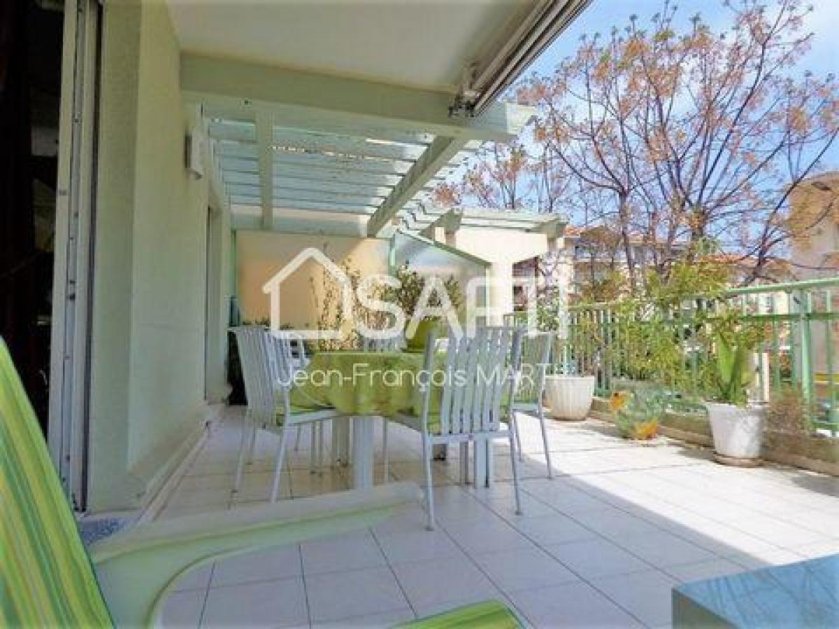 2 bedrooms Apartment in Frejus, France No. 12822