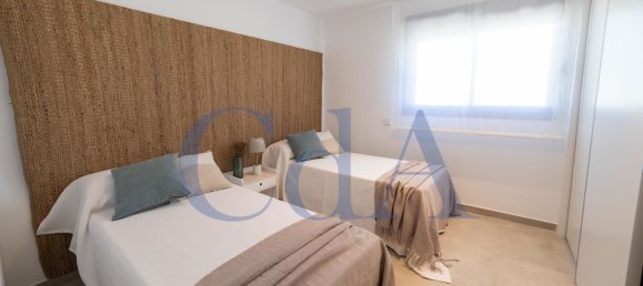 Apartamento de 3 dormitorios en Santa Pola, Spain No. 5516 23