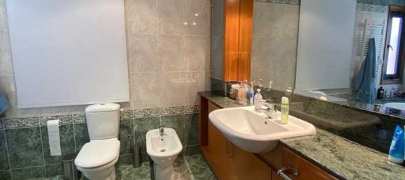 Imóvel comercial T4 em Germasogeia, Cyprus N.º 20810 8